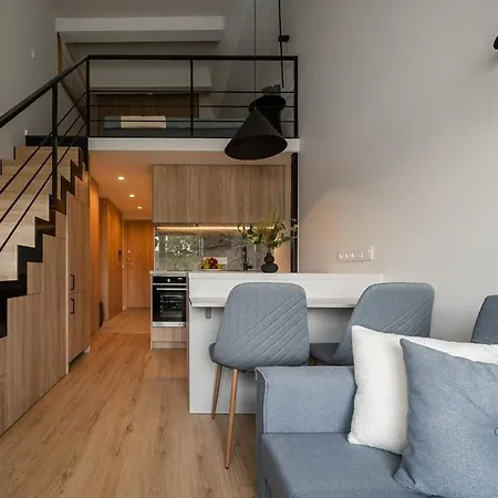 Loft 13